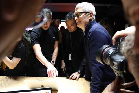 Apple gets restraining order against a woman accused of stalking Tim Cook.