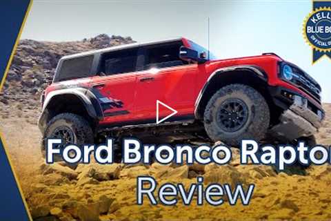 2022 Ford Bronco Raptor | Review & Off-Road Test