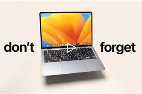 MacBook Air M2 vs M1 - Before you Buy!