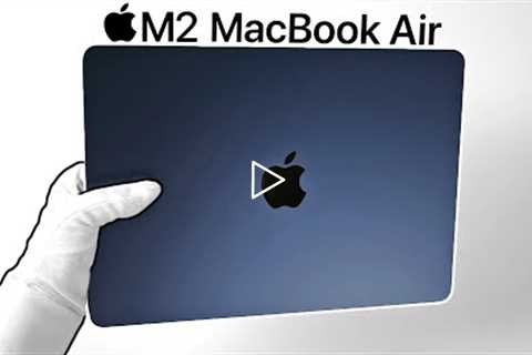 Apple M2 Macbook Air Unboxing - The Gaming Experience