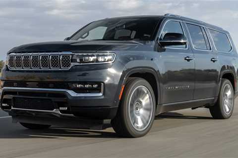 2023 Jeep Grand Wagoneer L SUVOTY Review: Luxury on a Large Scale