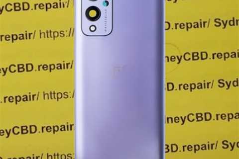 Is the back of OnePlus 9 glass?