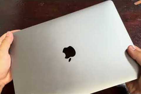 Apple 2020 MacBook Air M1: Unleashing Power, Speed, and Seamless Integration! 💻🍏