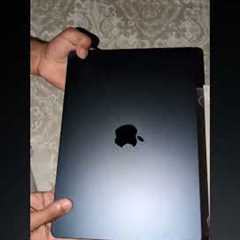 MacBook Air M4- Midnight | Student Offer 2025 | #Apple | #UNiDAYS