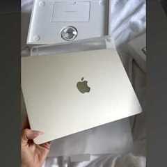 MacBook Air M4 13” Starlight Unboxing – So Sleek! ✨💻