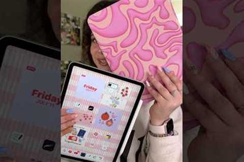 REFRESHING MY IPAD PRO FOR THE MONTH OF JULY (i’m late🧍🏻‍♀️✨) #youtubeshorts #ipadpro #shorts