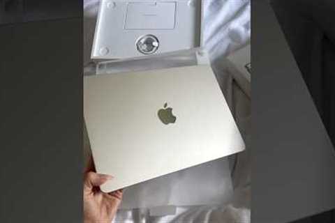 MacBook Air M4 13” Starlight Unboxing – So Sleek! ✨💻