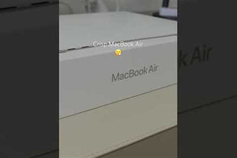 New MacBook Air M4 13” in Starlight 🤌🏼 #macbook #apple #unboxing #asmr #productivity #wfh #study