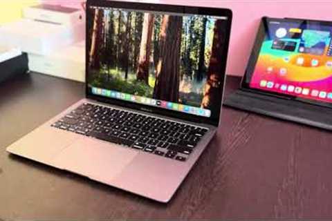 Quick unboxing of MacBook Air M1 in 2025 #apple #macbook #laptop #reliancedigital