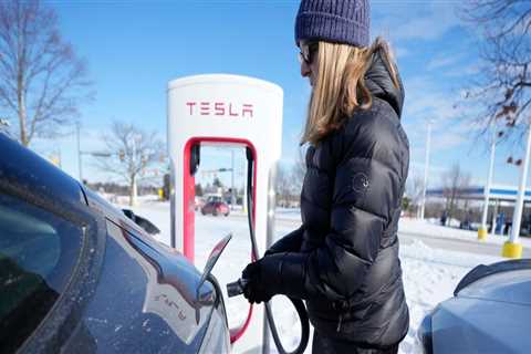 Driving Electric Cars in Extreme Weather: What You Need to Know