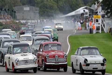 Memorable Milestones in Vintage Car Racing History